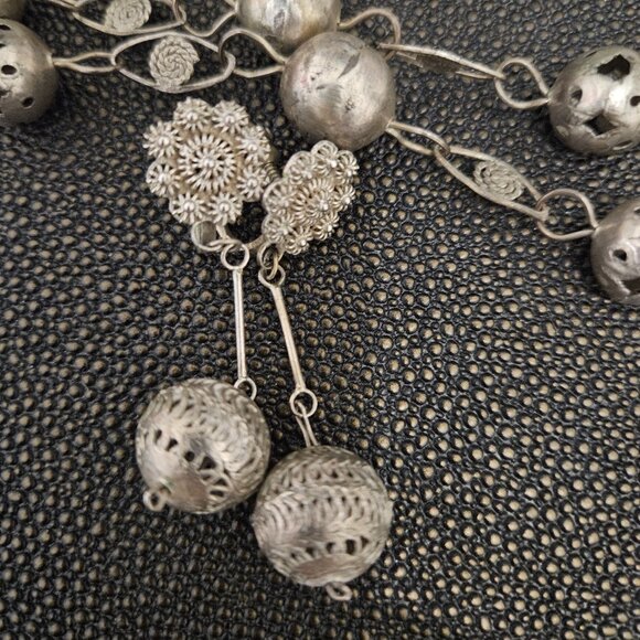 CANNETILLE FILIGREE BALL & LASSO WEDDING NECKLACE WITH MATCHING CLIP-ON EARRINGS - Picture 12 of 13